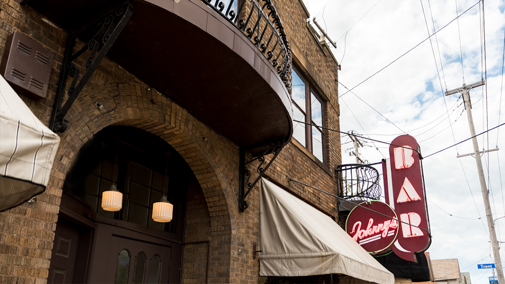 Johnnys Bar on Fulton | restaurant | 3164 Fulton Rd, Cleveland, OH 44109, USA | 2162810055 OR +1 216-281-0055