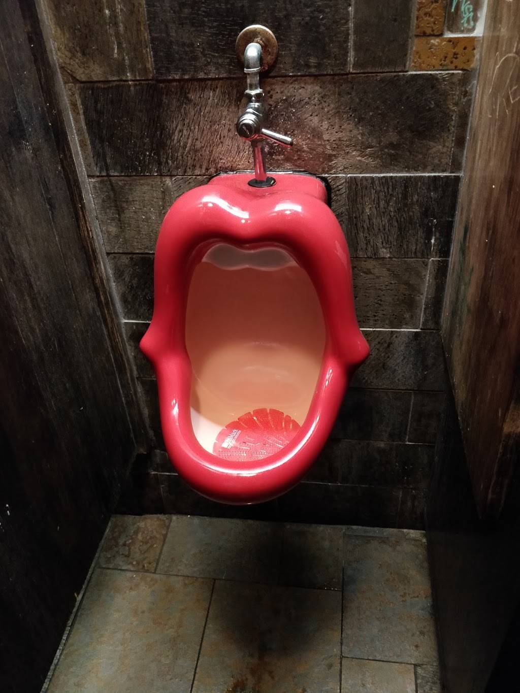 Harris Grill | restaurant | 5747 Ellsworth Ave, Pittsburgh, PA 15232, USA | 4123625273 OR +1 412-362-5273