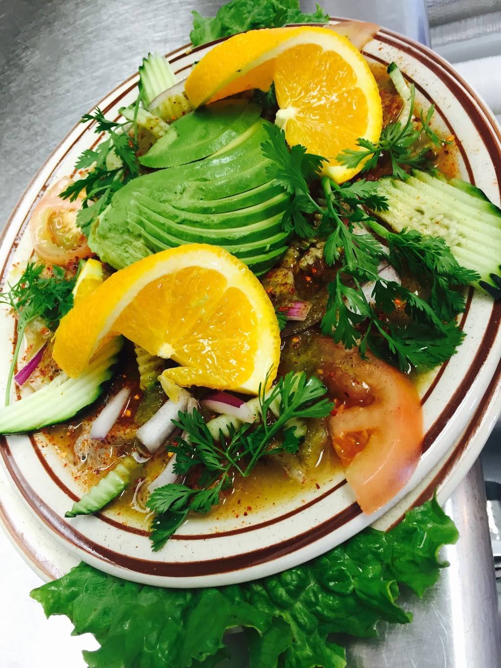 El Capitan Mexican Seafood | restaurant | 601 Mobil Ave J, Camarillo, CA 93010, USA | 8054376871 OR +1 805-437-6871