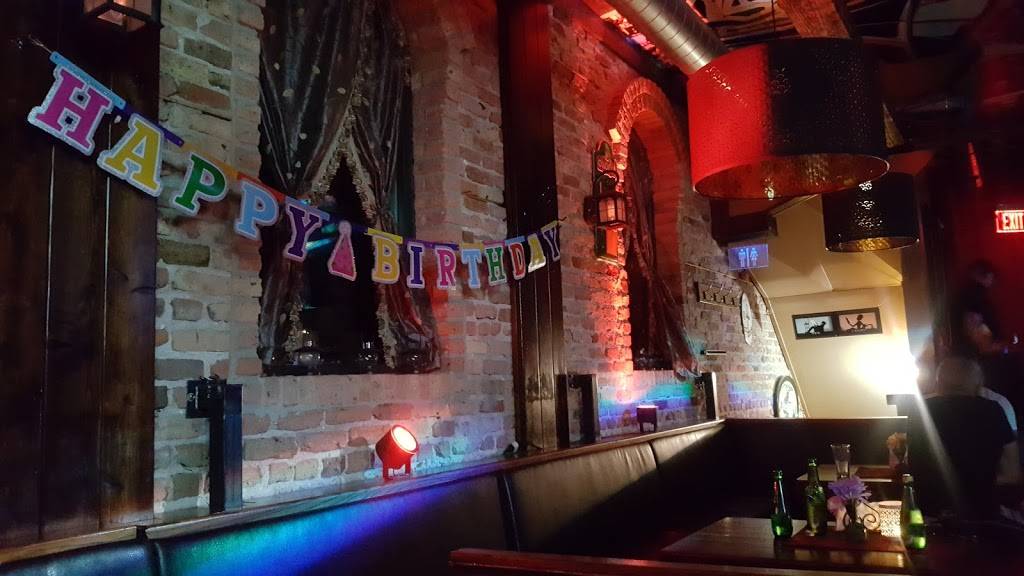 Retro Cafe and Restaurant | restaurant | 3246 N Central Ave, Chicago, IL 60634, USA | 7737777715 OR +1 773-777-7715