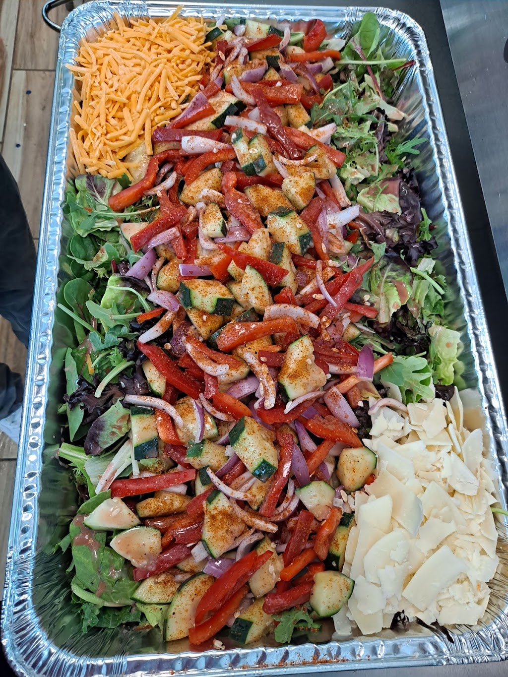 Mary Jane Cafe | restaurant | East on, 7112 S Yates Blvd #71st, Chicago, IL 60649, USA | 7735707707 OR +1 773-570-7707