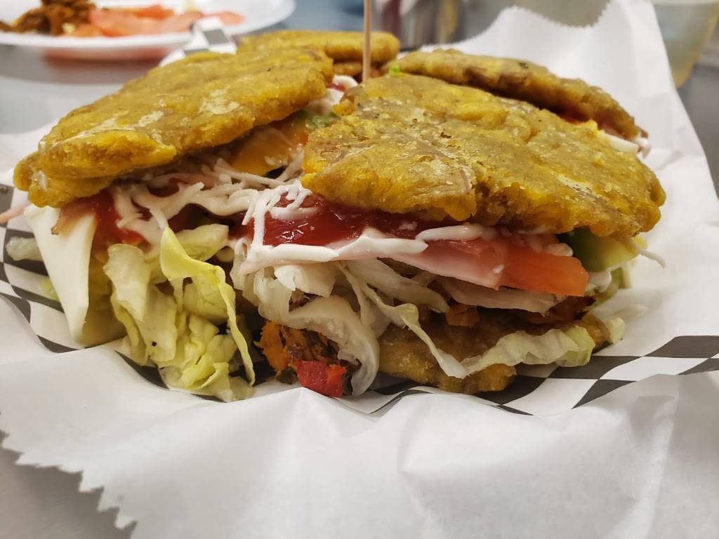 Villa Bakery "Con Sabor Venezolano" | restaurant | 5407 W Irlo Bronson Memorial Hwy, Kissimmee, FL 34746, USA | 3216770572 OR +1 321-677-0572