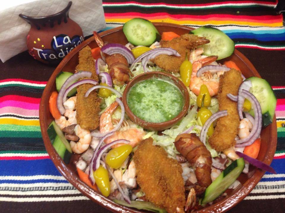 La Tradicion Mariscos & Mexican Restaurant | night club | 4371 Stewart Ave #114, Las Vegas, NV 89110, USA | 7024594252 OR +1 702-459-4252