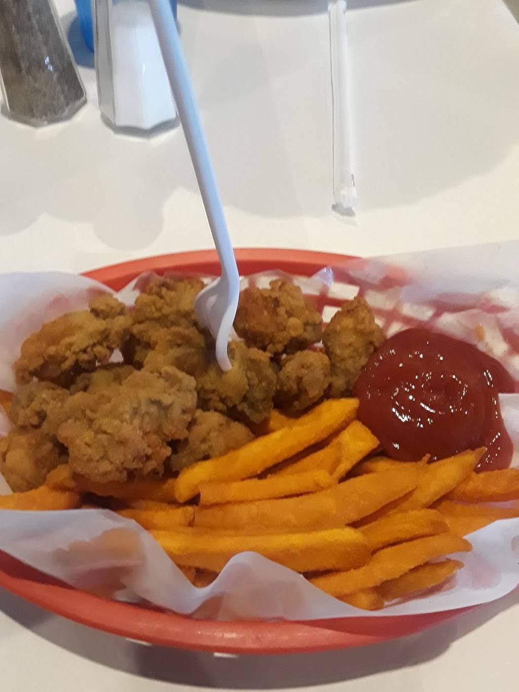 Crafty Crab - Jacksonville | restaurant | 6733 103rd St #28, Jacksonville, FL 32210, USA | 9043740181 OR +1 904-374-0181