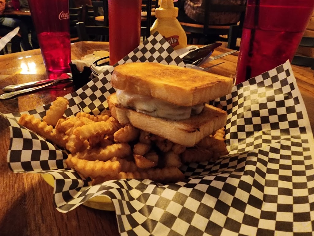 Marshalls Public House | restaurant | 107 Northern Ave, Earlville, IA 52041, USA | 5635940476 OR +1 563-594-0476