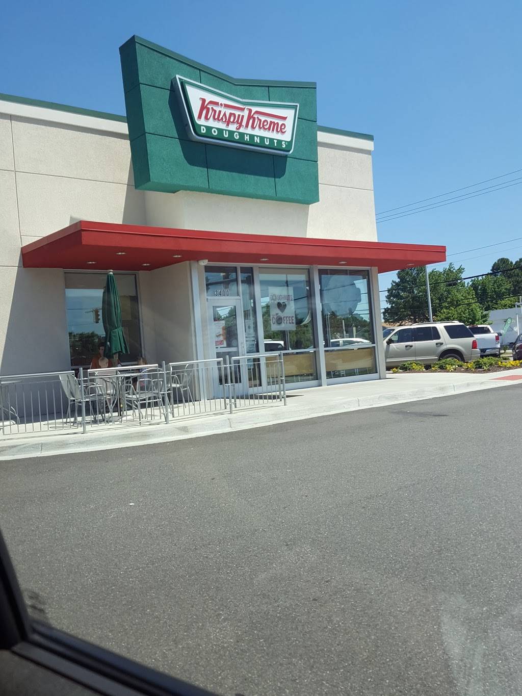 Krispy Kreme | bakery | 3400 W Mercury Blvd, Hampton, VA 23666, USA | 7578266111 OR +1 757-826-6111