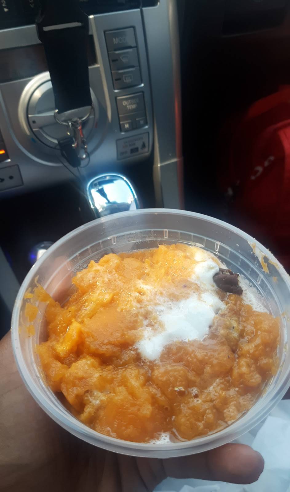 Soul 2 Soul Southern Kitchen | restaurant | 4001 W Wheatland Rd, Dallas, TX 75237, USA | 2148141314 OR +1 214-814-1314