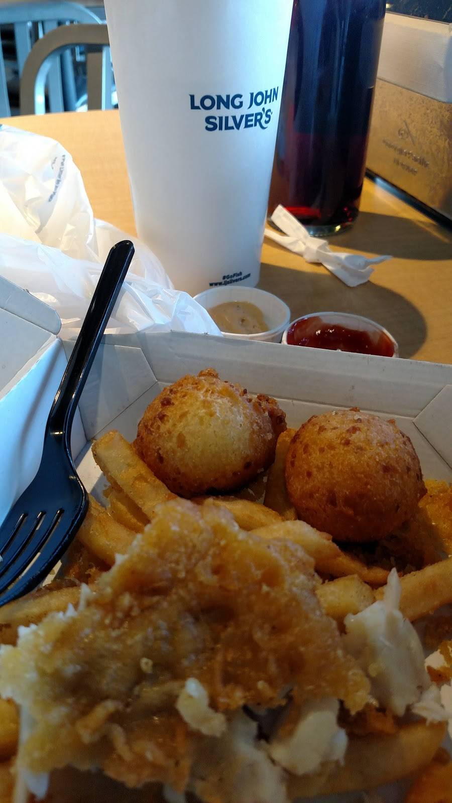 Long John Silvers | restaurant | 3470 Linden Rd, Flint, MI 48507, USA | 8107323822 OR +1 810-732-3822