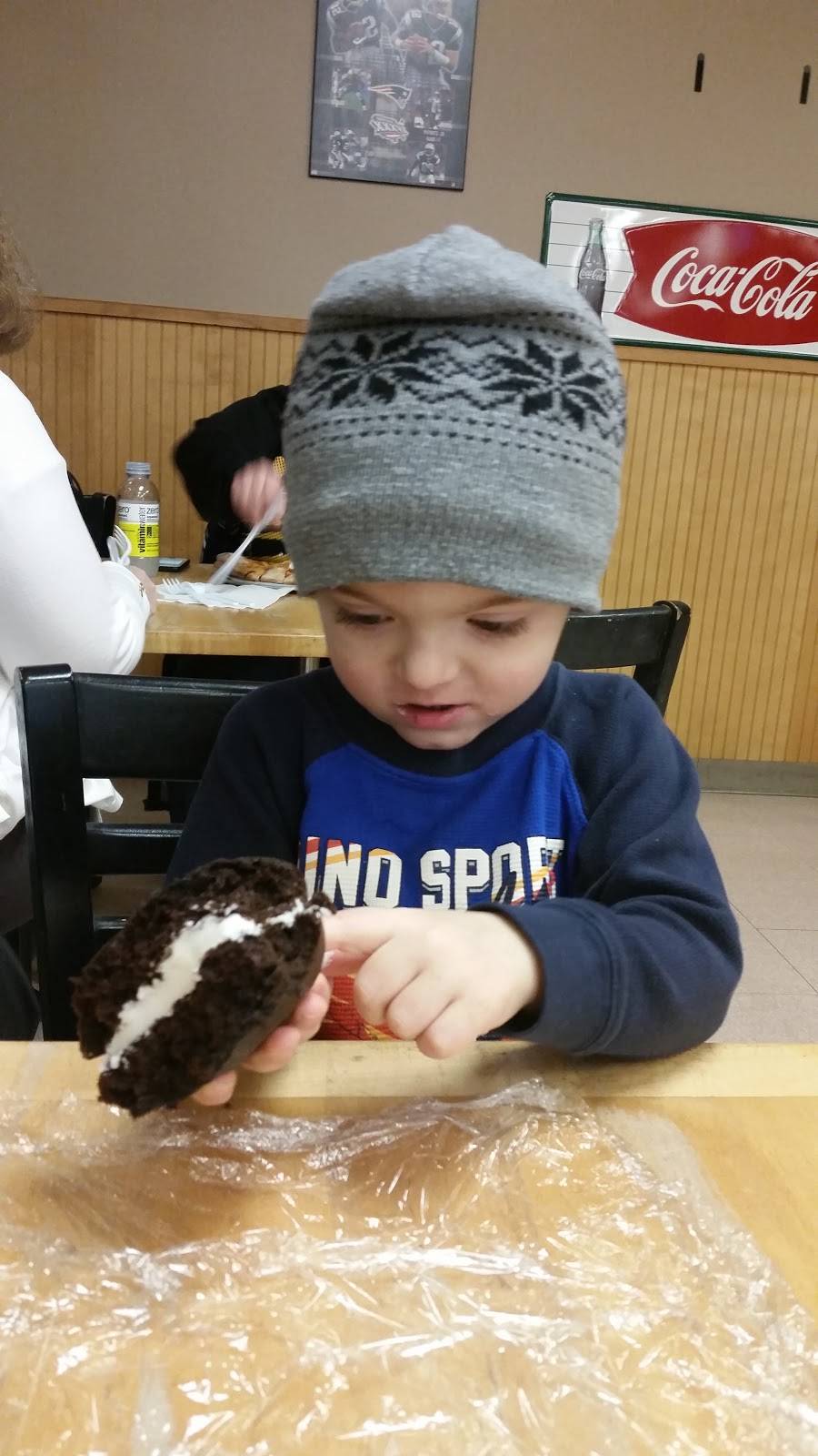 Sals Pizza | restaurant | 501 Daniel Webster Hwy A, Merrimack, NH 03054, USA | 6034243000 OR +1 603-424-3000