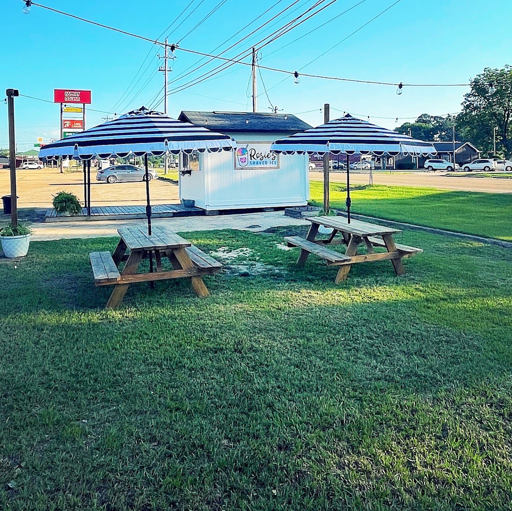 Rosie’s Shaved Ice | restaurant | 1405a S Adams St, Fulton, MS 38843, USA | 6624011557 OR +1 662-401-1557