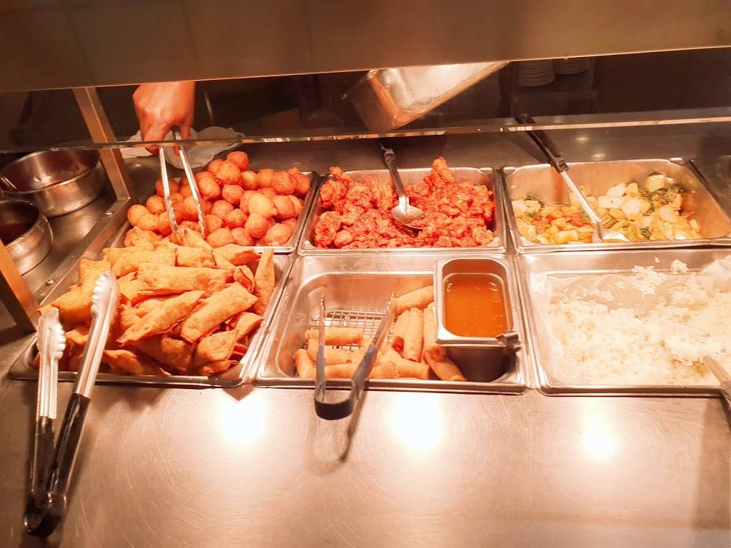 Le White Rabbit | restaurant | 2965 Rue Picard, Saint-Hyacinthe, QC J2S 1H2, Canada | 4507737178 OR +1 450-773-7178