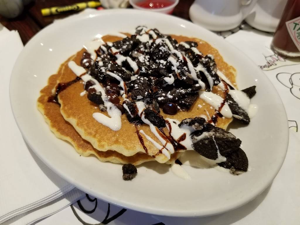 Wildberry Pancakes and Cafe | bakery | 1783 N Milwaukee Ave, Libertyville, IL 60048, USA | 8472477777 OR +1 847-247-7777