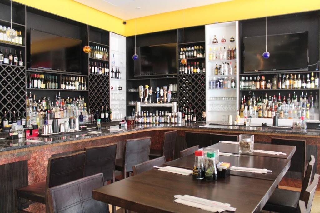 Red Parrot Asian Bistro | restaurant | 7698 Dorchester Blvd #201, Hanover, MD 21076, USA | 4107994573 OR +1 410-799-4573