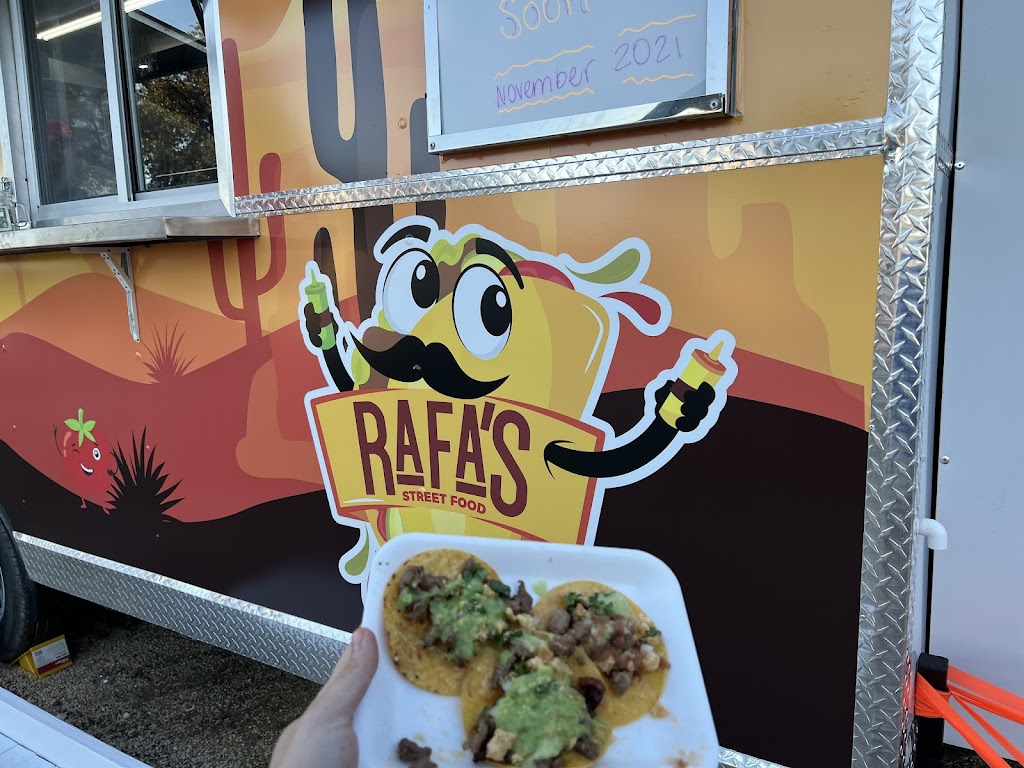 Rafas Street Food | restaurant | 826 Johns Rd, Boerne, TX 78006, USA | 2108234073 OR +1 210-823-4073