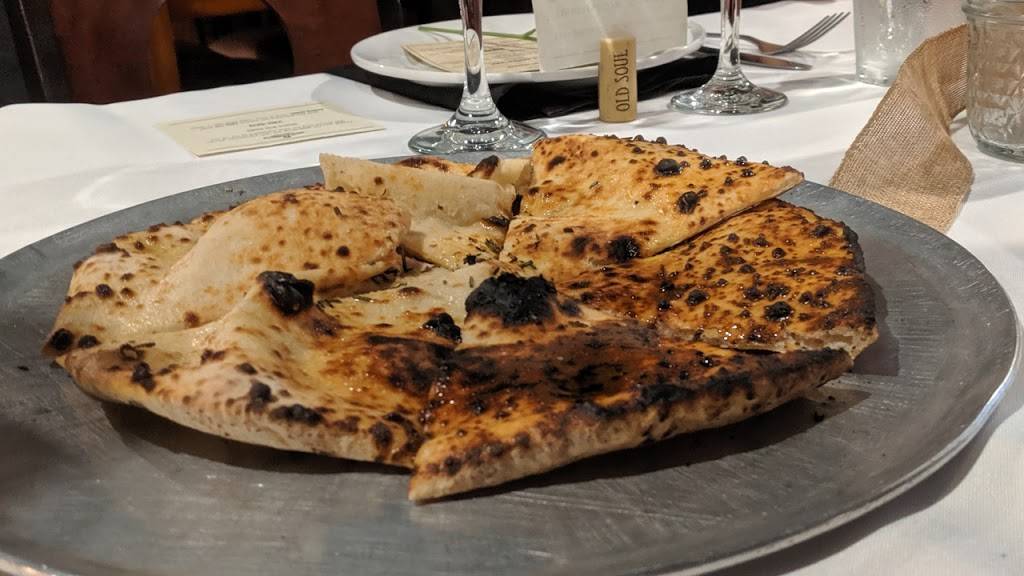 Bella Gusto Urban Pizzeria | restaurant | Warner Plaza, 1964 N Alma School Rd #1, Chandler, AZ 85224, USA | 4806964455 OR +1 480-696-4455