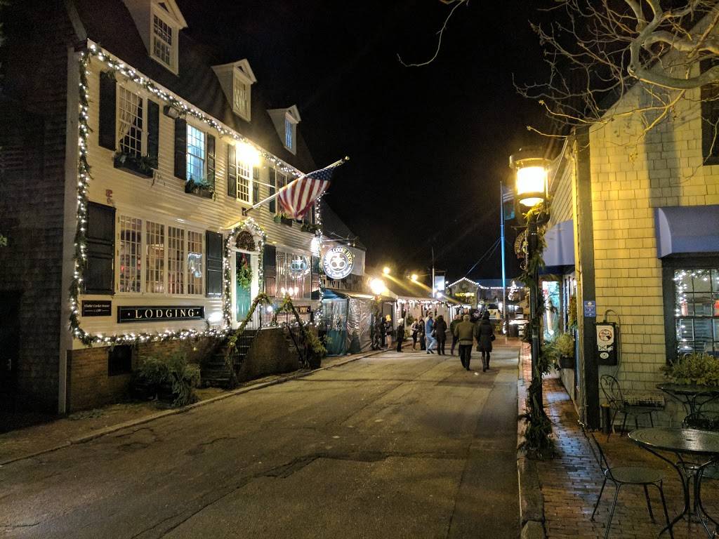 Bowens Wharf | shopping mall | 13 Bowens Wharf, Newport, RI 02840, USA | 4018492243 OR +1 401-849-2243