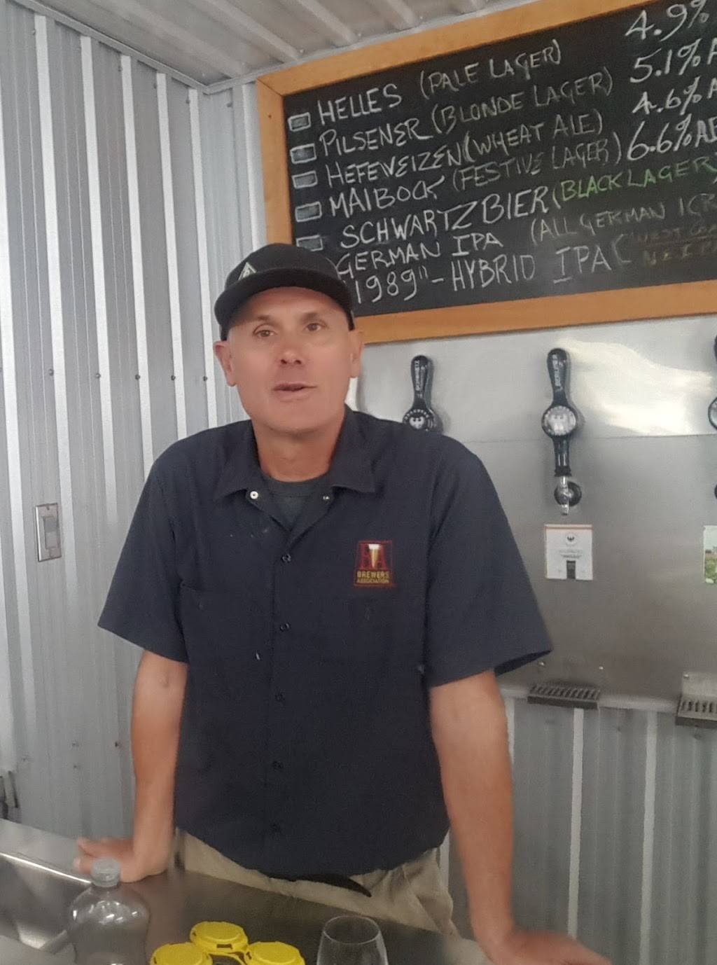 Brauwerk Hoffman | restaurant | 1298 QC-148, Campbells Bay, QC J0X 1K0, Canada | 6137320388 OR +1 613-732-0388