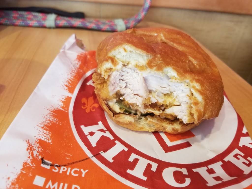 Popeyes Louisiana Kitchen | restaurant | 100 Felton Dr, Rockmart, GA 30153, USA | 6786854690 OR +1 678-685-4690