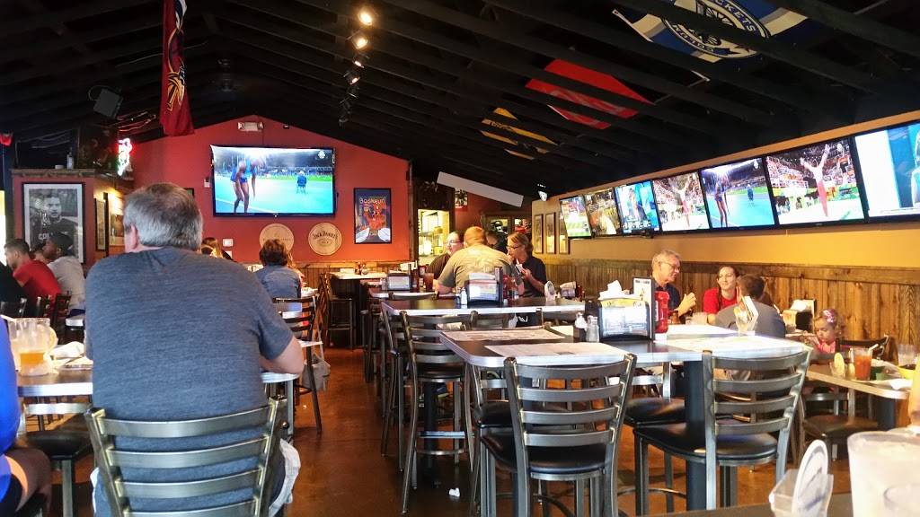 Winking Lizard Tavern | restaurant | 1416 W 5th Ave, Columbus, OH 43212, USA | 6144377677 OR +1 614-437-7677