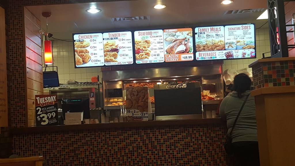 Popeyes Louisiana Kitchen | restaurant | 4773 W Cermak Rd, Cicero, IL 60804, USA | 7088630950 OR +1 708-863-0950