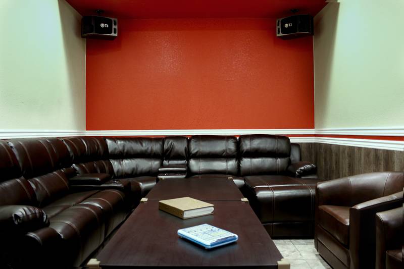 Muse Noraebang and Cafe | night club | 2222 S Havana St D, Aurora, CO 80014, USA | 7203897807 OR +1 720-389-7807