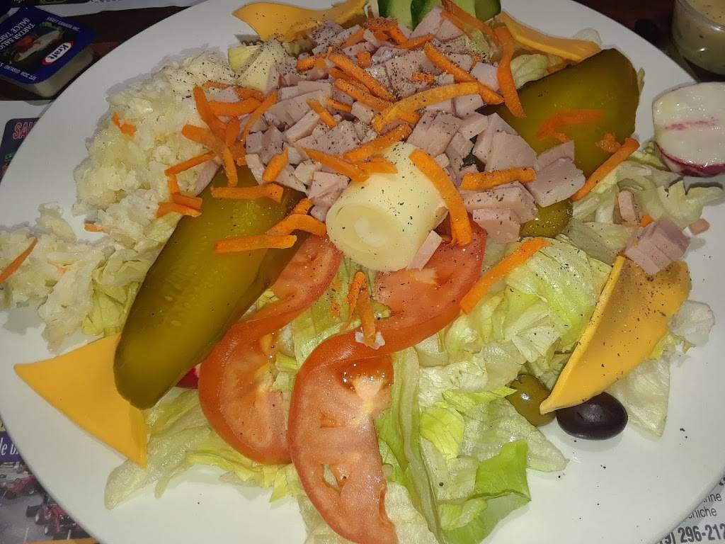 Alexys Markos | restaurant | 161 Boulevard Saint Laurent E, Louiseville, QC J5V 1H5, Canada | 8192288485 OR +1 819-228-8485