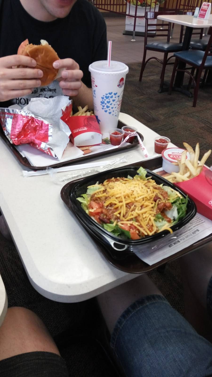 Wendys | restaurant | 400 S Boulder Hwy, Henderson, NV 89015, USA | 7025647533 OR +1 702-564-7533