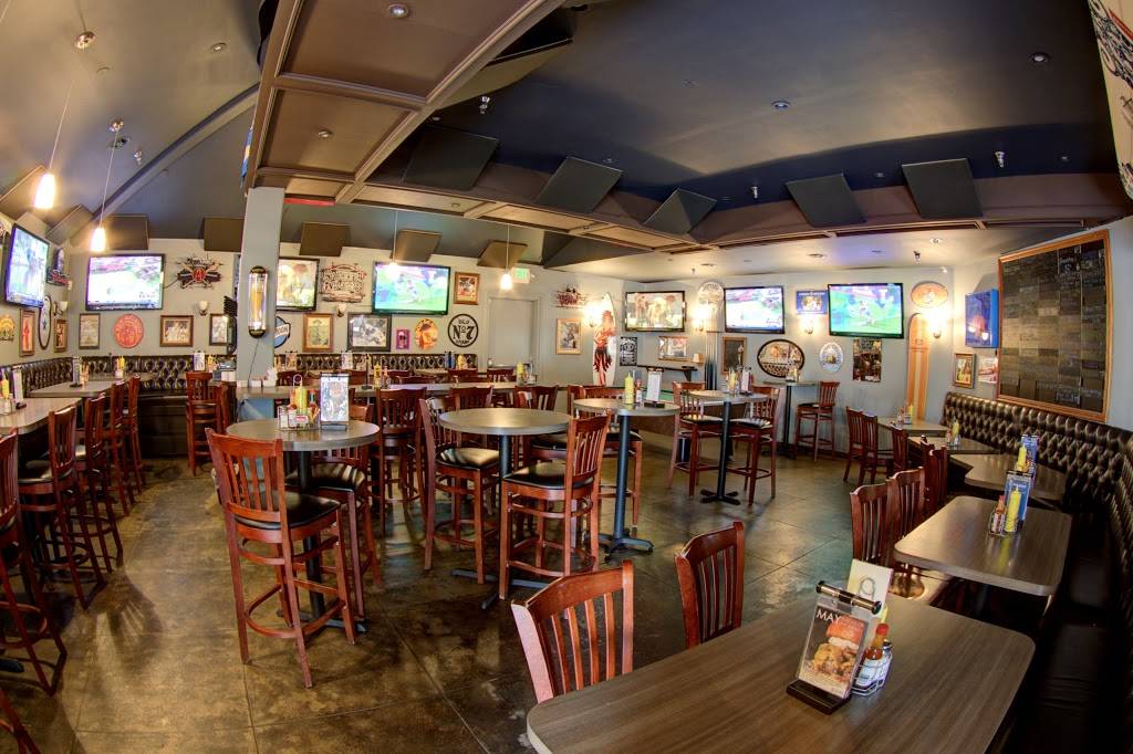 Slaters 50/50 | restaurant | 17071 Beach Blvd, Huntington Beach, CA 92647, USA | 7145945730 OR +1 714-594-5730
