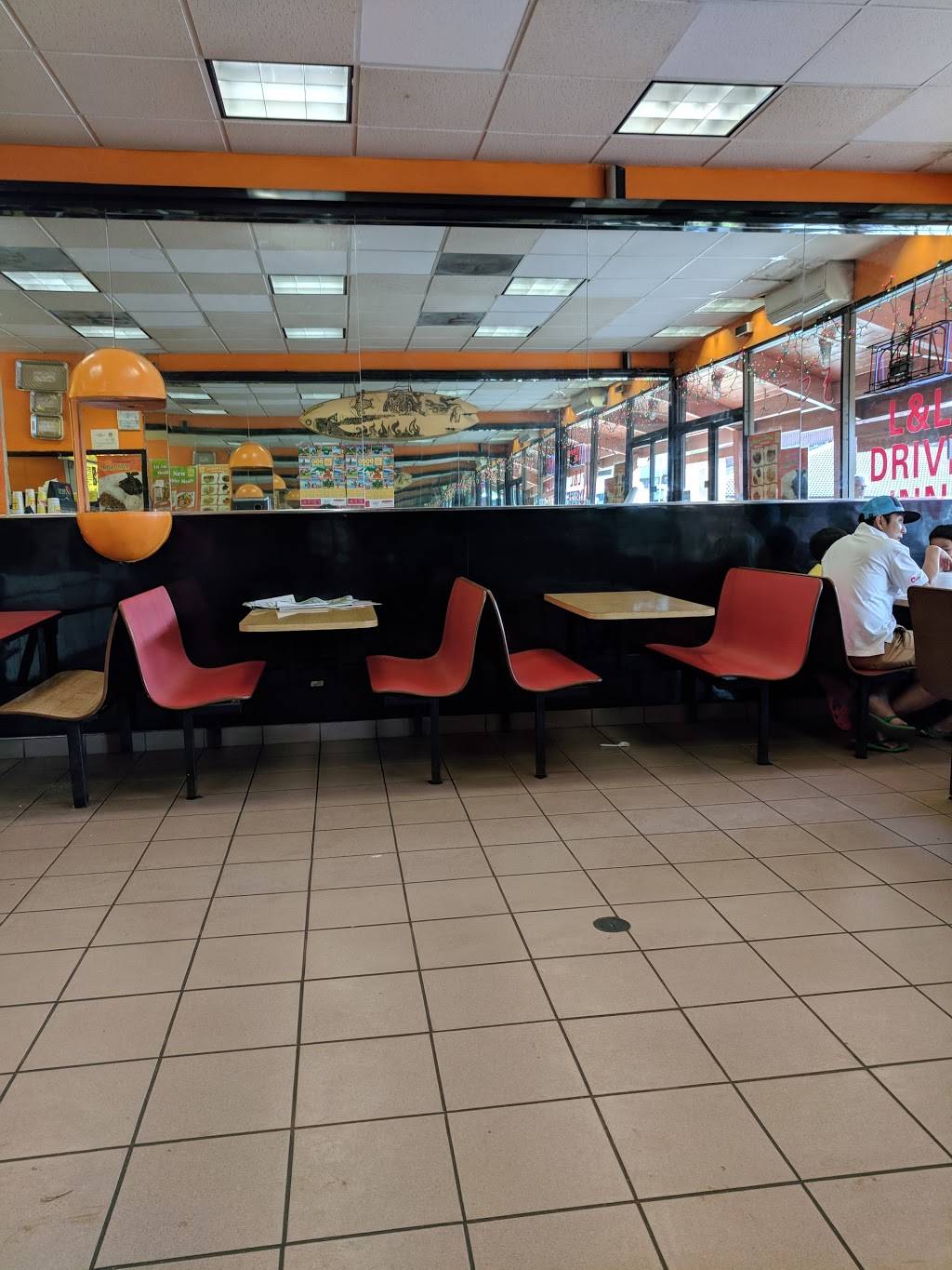 L & L Drive-Inn | restaurant | 66-197 Kamehameha Hwy, Haleiwa, HI 96712, USA | 8086374700 OR +1 808-637-4700
