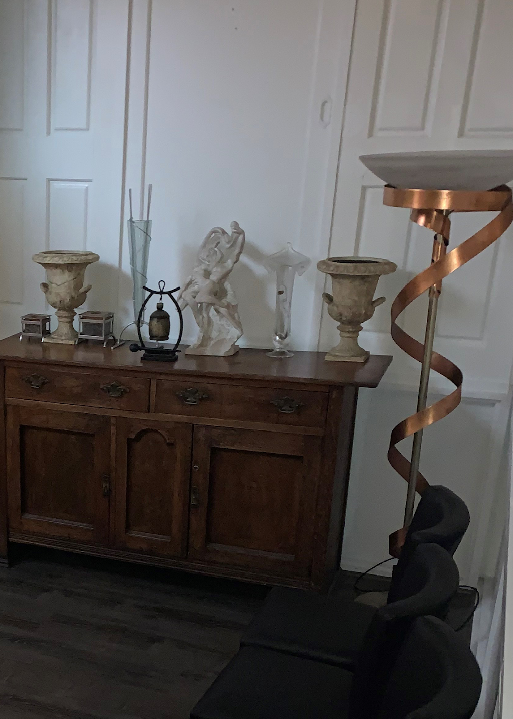 Moguls Supper Club | restaurant | 7440 Mission St, Colma, CA 94014, USA | 4158301453 OR +1 415-830-1453