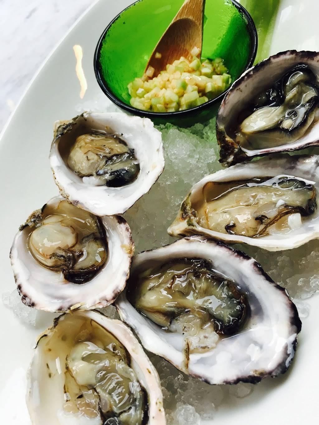 Merchant Bar | restaurant | 426 N Market St, Wilmington, DE 19801, USA | 3025435574 OR +1 302-543-5574