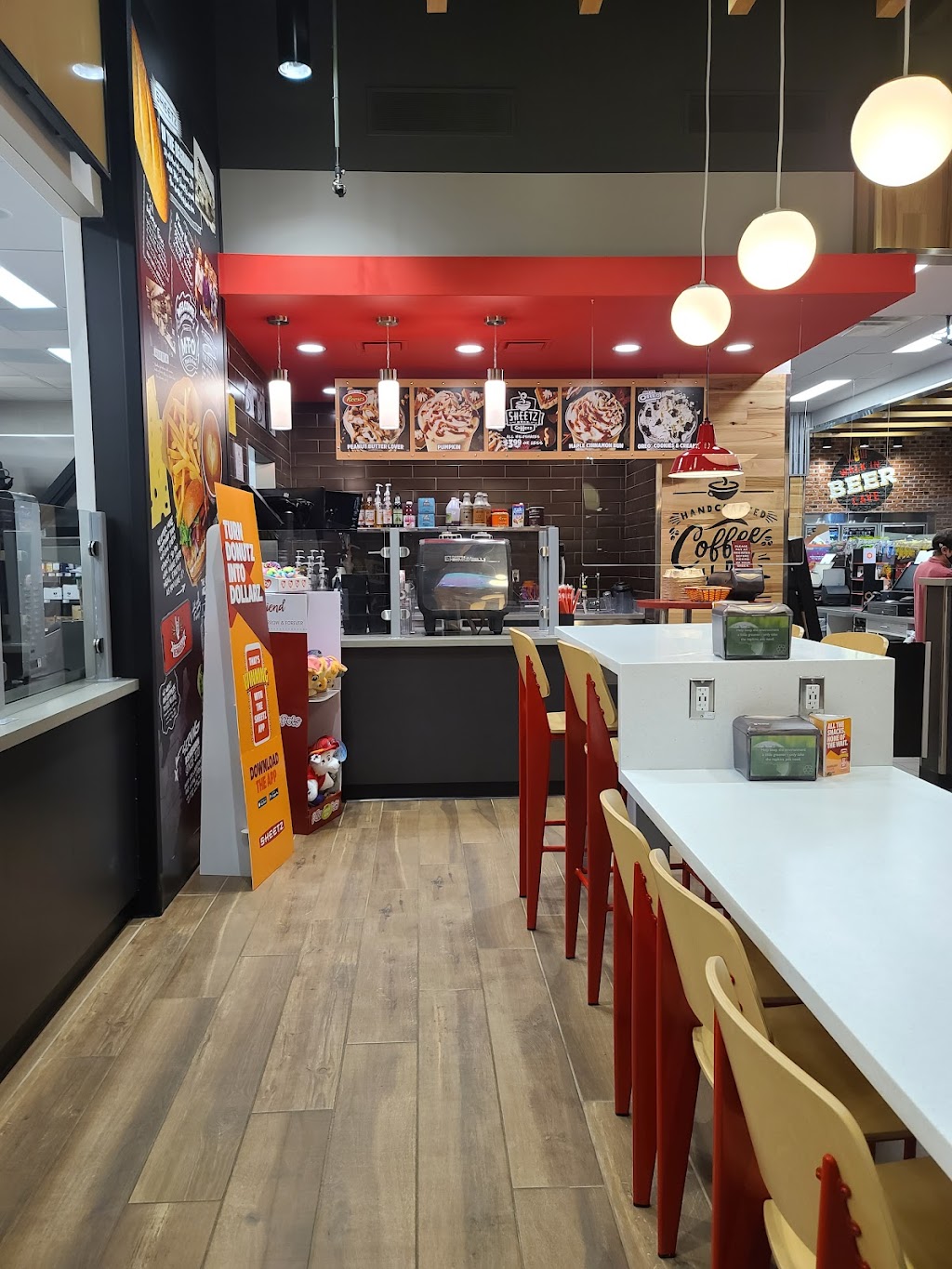 Sheetz | restaurant | 19910 Riverside Cmns Plz, Ashburn, VA 20147, USA | 5718313113 OR +1 571-831-3113