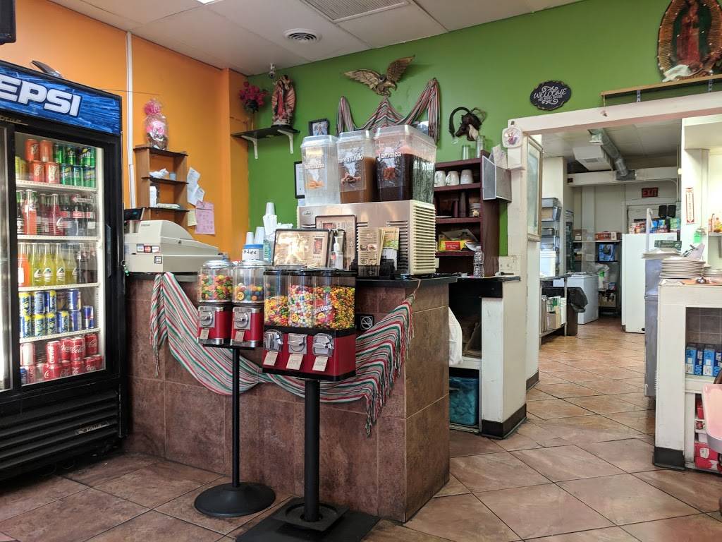 El Dorado | restaurant | 3221, 6952 N Clark St, Chicago, IL 60626, USA | 8722086150 OR +1 872-208-6150