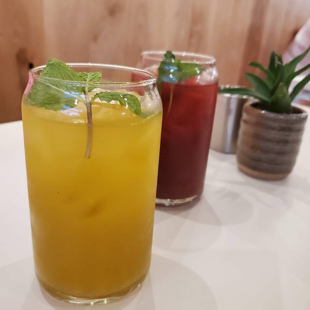 Yangs Kitchen | restaurant | 112 W Main St, Alhambra, CA 91801, USA | 6262811035 OR +1 626-281-1035