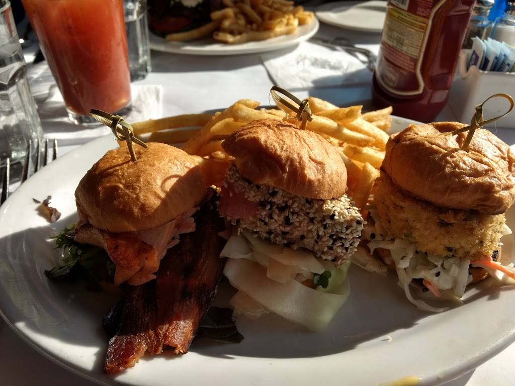 Moss Beach Distillery | restaurant | 140 Beach Way, Moss Beach, CA 94038, USA | 6507285595 OR +1 650-728-5595