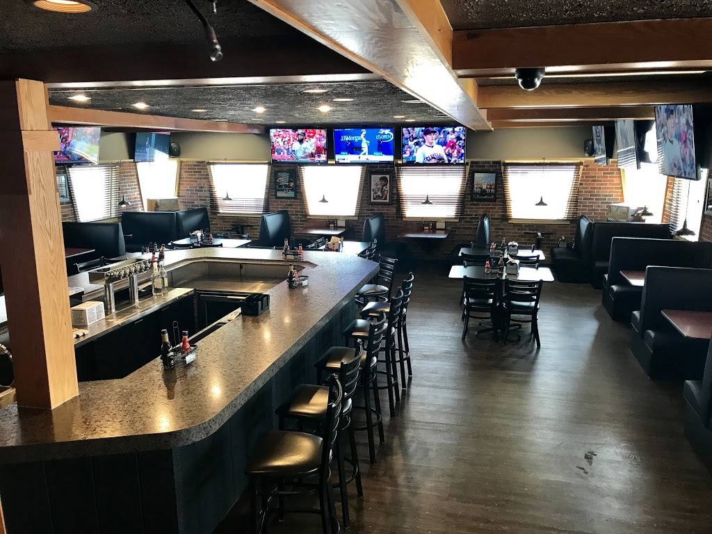 Coaches Burger Bar Boardman | restaurant | 708 Boardman-Canfield Rd, Boardman, OH 44512, USA | 3309532334 OR +1 330-953-2334