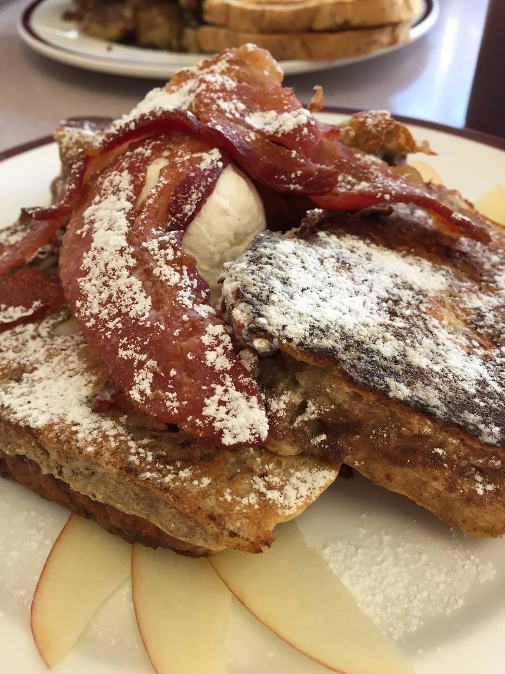 Grass Lake Diner | restaurant | 108 E Michigan Ave, Grass Lake, MI 49240, USA | 2486634334 OR +1 248-663-4334