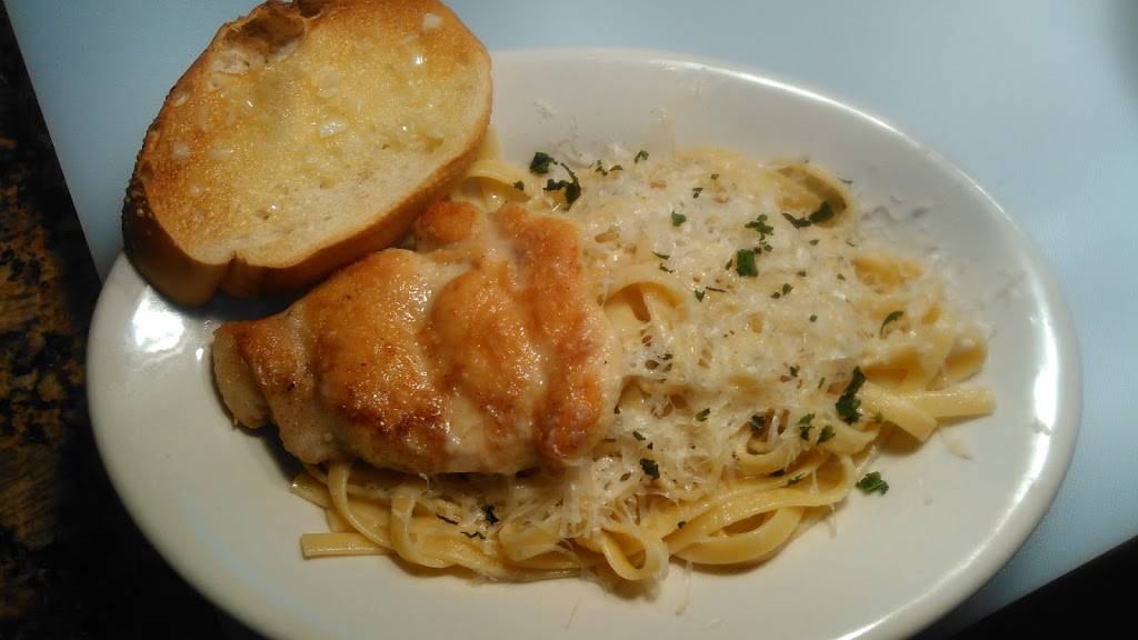 Paris Winery Restaurant | restaurant | 2982 Harvey Bowden Rd, Paris, TN 38242, USA | 7316449500 OR +1 731-644-9500