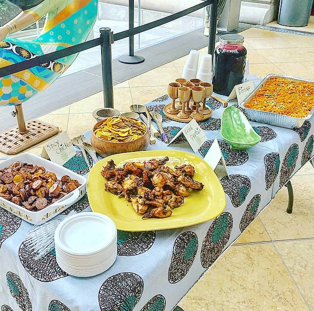 Lillys Corner | restaurant | 930 Briar Hill Rd B, Norfolk, VA 23502, USA | 7573687878 OR +1 757-368-7878