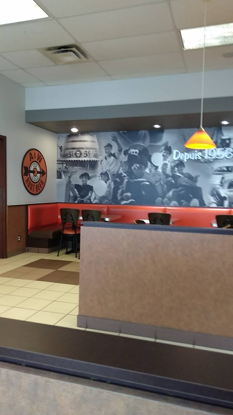 Harveys | restaurant | 490 Boulevard Saint-Joseph, Drummondville, QC J2C 2B7, Canada | 8198703006 OR +1 819-870-3006