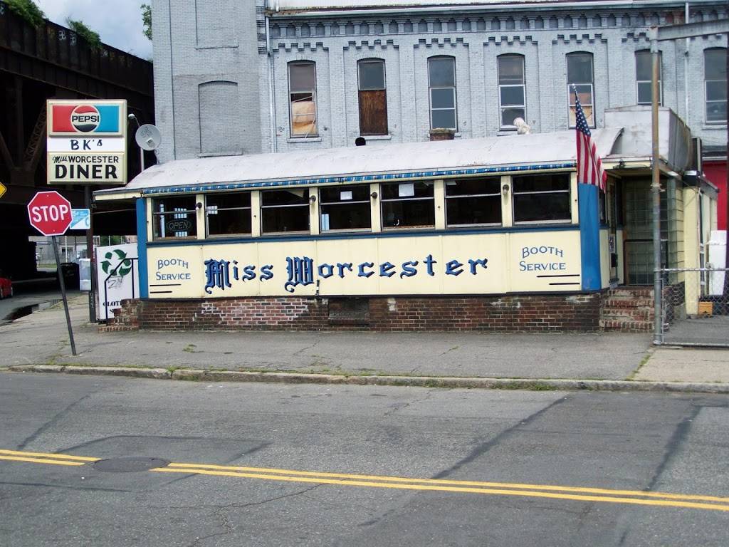 Miss Worcester Diner | restaurant | 300 Southbridge St, Worcester, MA 01608, USA | 5087535600 OR +1 508-753-5600