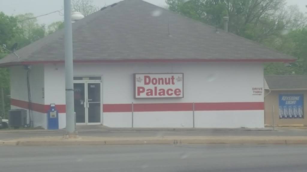 Donuts Palace | bakery | 600 N Main St, Noble, OK 73068, USA | 4058721488 OR +1 405-872-1488
