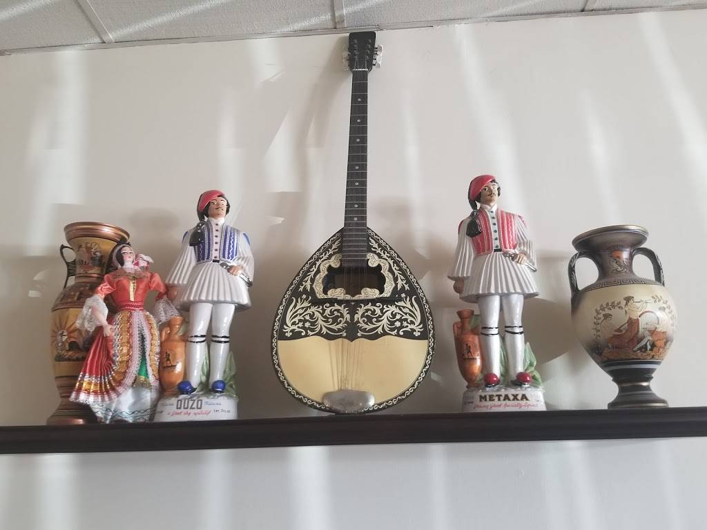 Golden Greek | restaurant | 7128 N 35th Ave, Phoenix, AZ 85051, USA | 6028417849 OR +1 602-841-7849