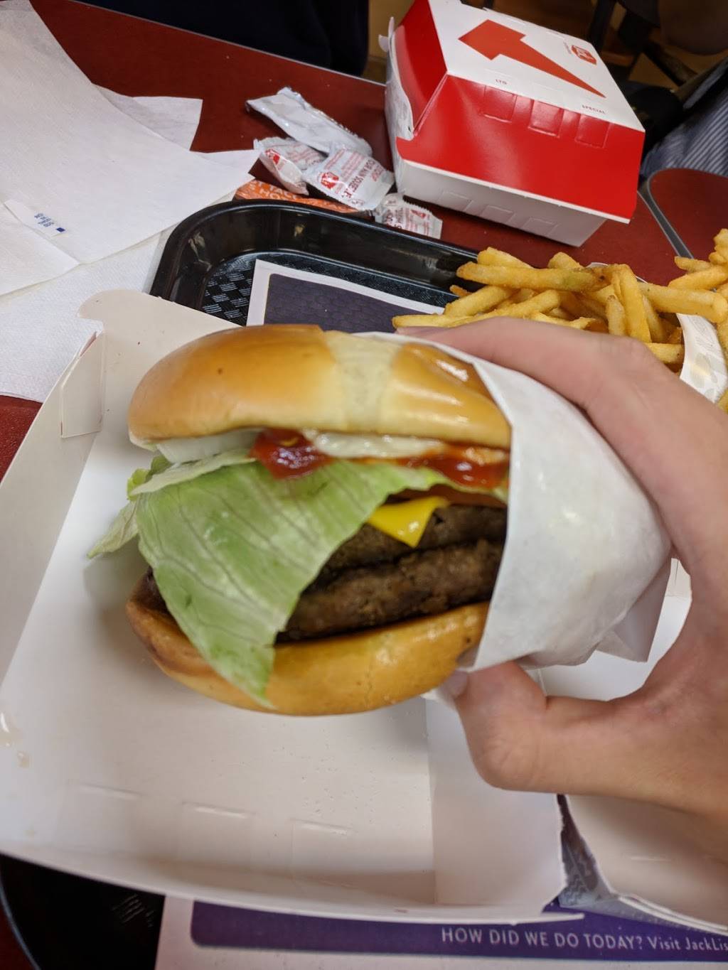 Jack in the Box | restaurant | 1955 E 20th St, Chico, CA 95928, USA | 5308942559 OR +1 530-894-2559