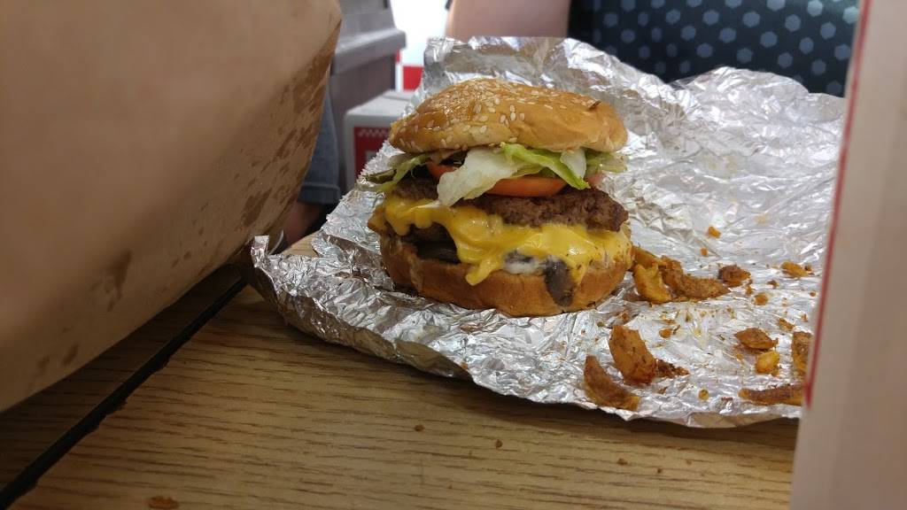 Five Guys | meal takeaway | 5010 Garth Rd, Baytown, TX 77521, USA | 2814211555 OR +1 281-421-1555