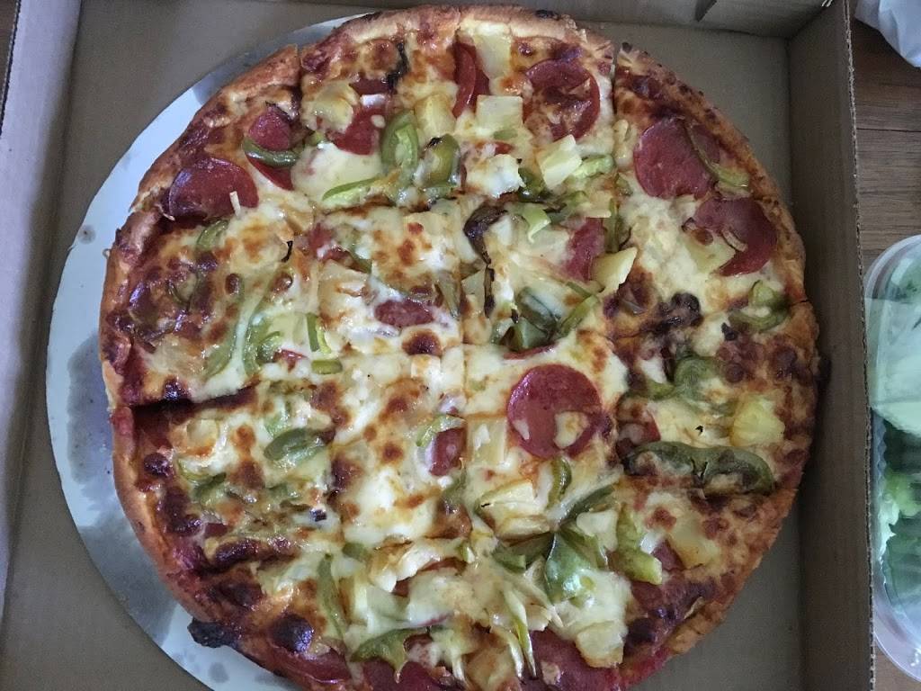 Kent Pizza 3 | meal takeaway | 211 Garden St, Hartford, CT 06105, USA | 8602471966 OR +1 860-247-1966