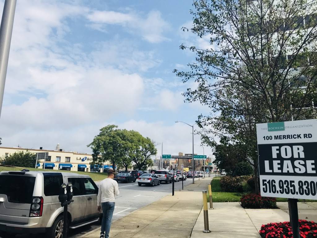 Cafe 100 | restaurant | 100 Merrick Rd UNIT 1, Rockville Centre, NY 11570, USA | 5162550010 OR +1 516-255-0010