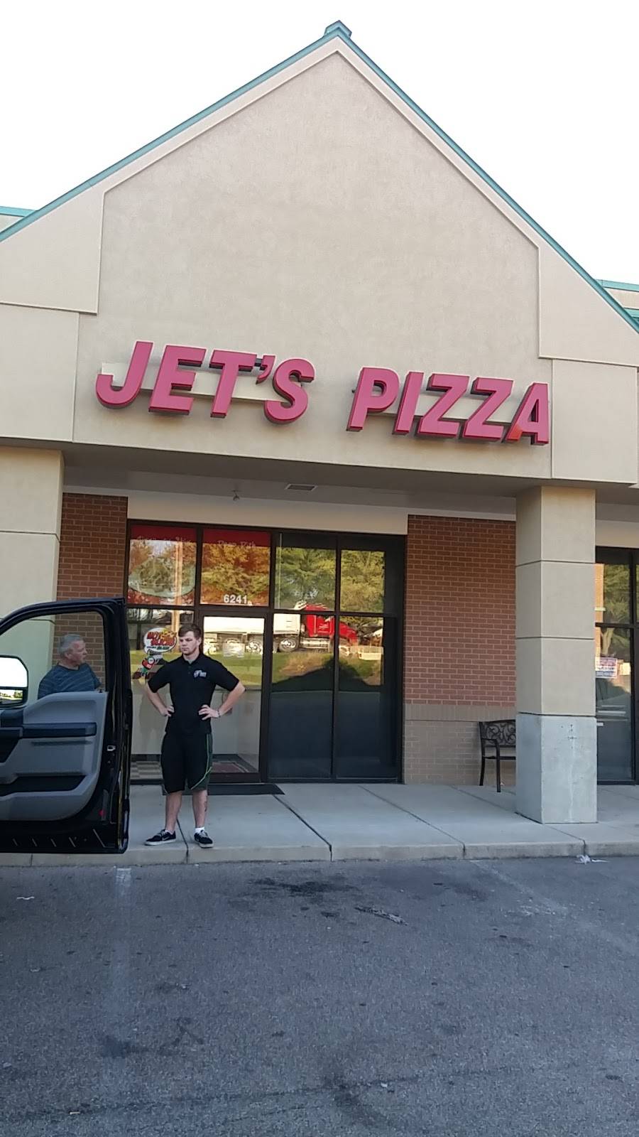 Jets Pizza | meal delivery | 6241 Old Troy Pike, Huber Heights, OH 45424, USA | 9372364444 OR +1 937-236-4444