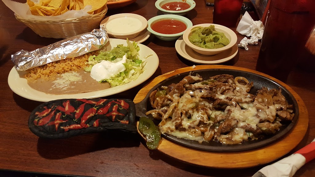 El Parian Mexican Grill | restaurant | 2624 Old Marksville Hwy, Pineville, LA 71360, USA | 3187046284 OR +1 318-704-6284