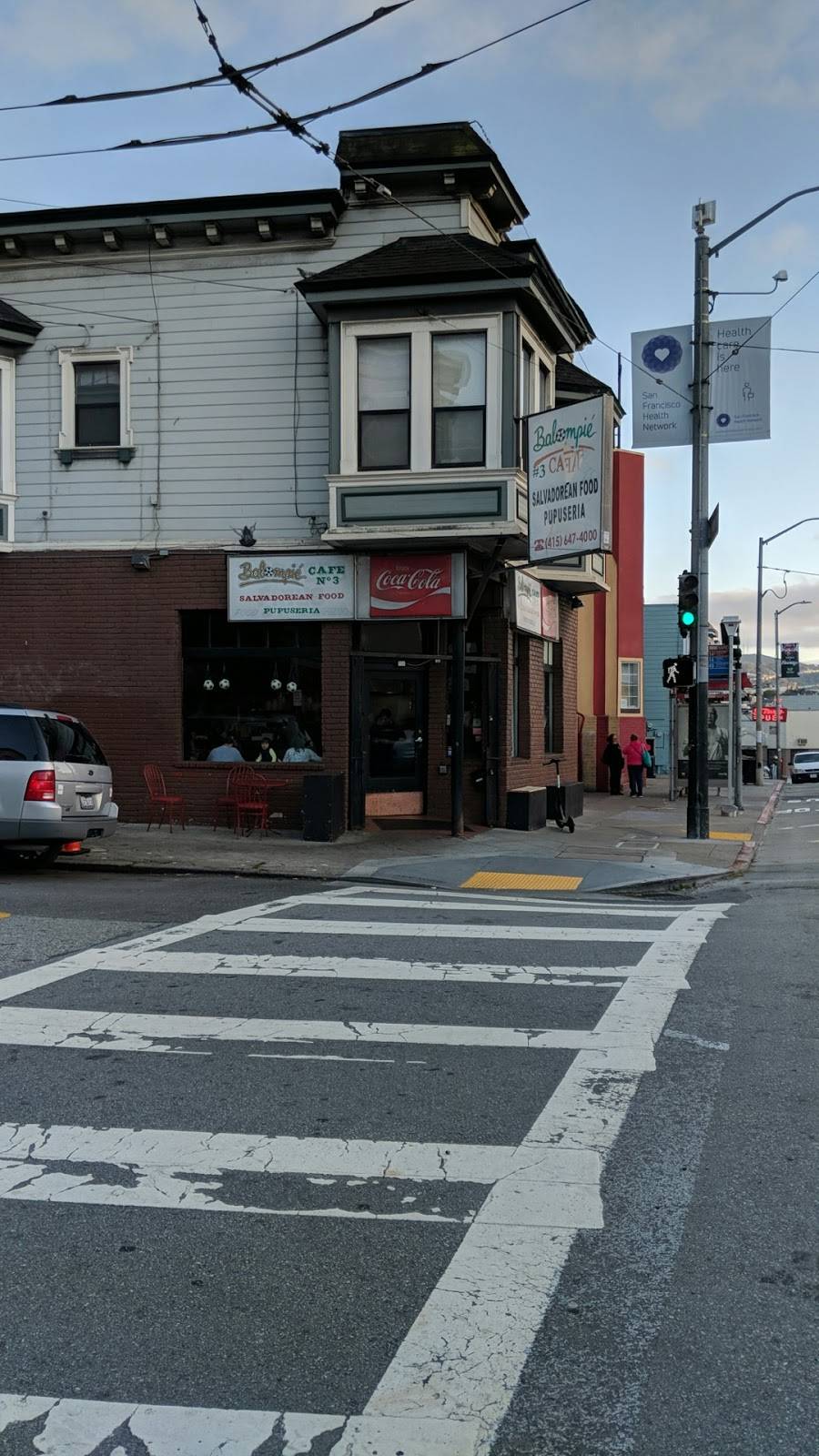Balompié Cafe #3 | restaurant | 3801 Mission St, San Francisco, CA 94110, USA | 4156474000 OR +1 415-647-4000